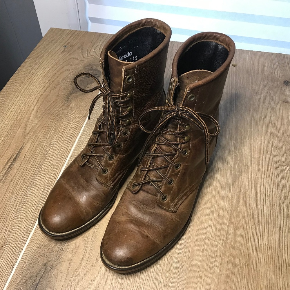 Laredo VTG leather ropers with removable kilts - Woman’s size 9M